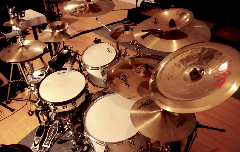 Drums-in-studio-01